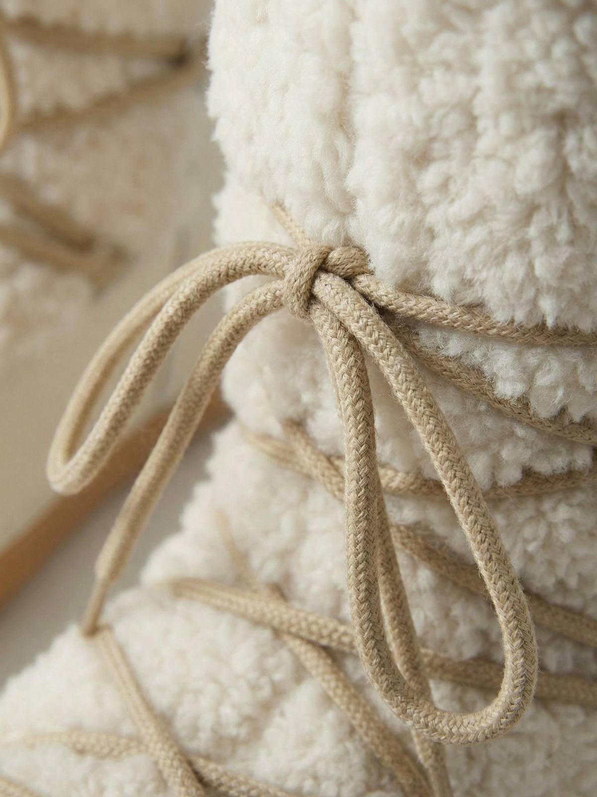 Botas Altas Cómodas con Cordones para Mujer Color Crema