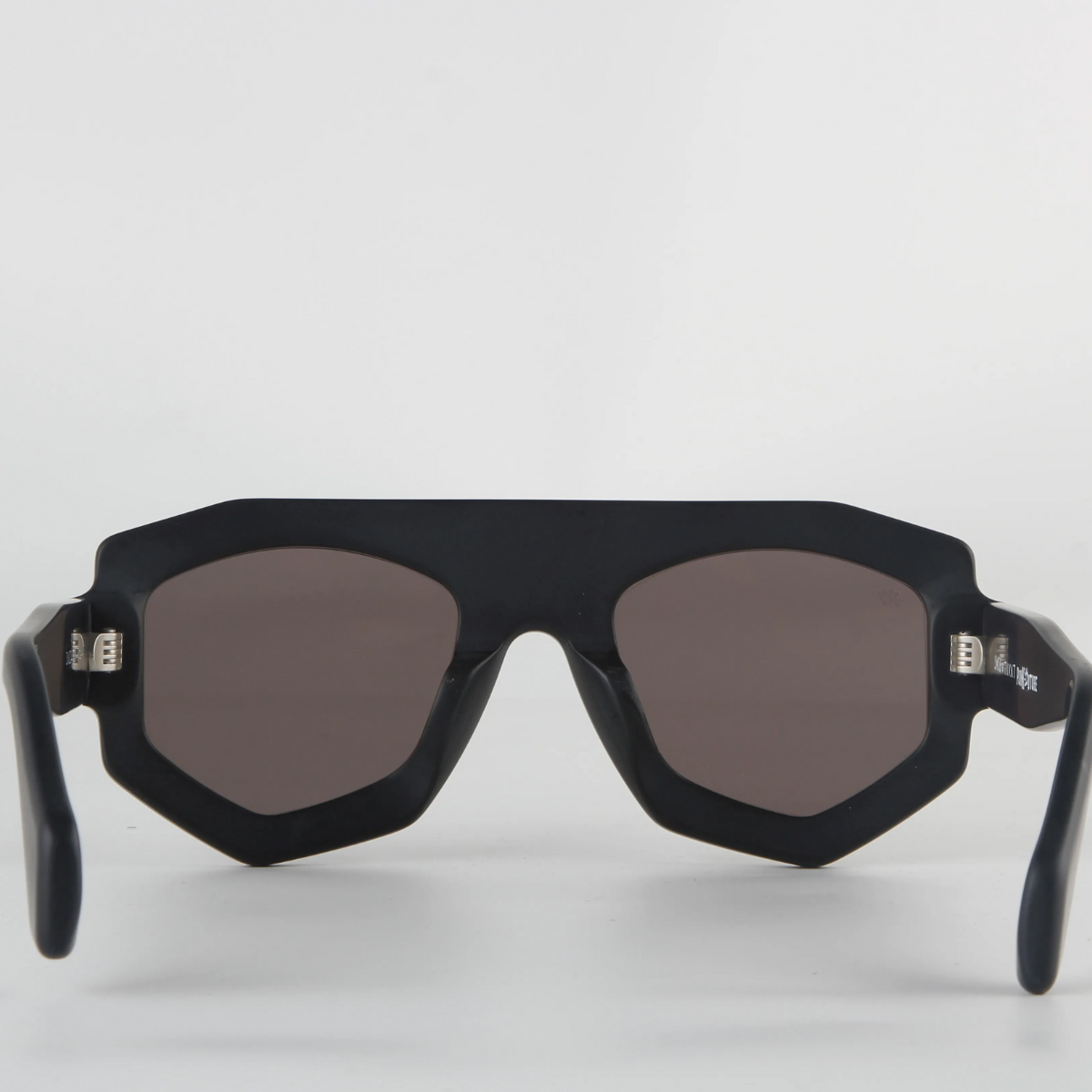 CoutureGrid Shades