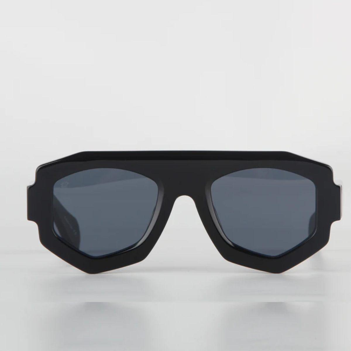CoutureGrid Shades
