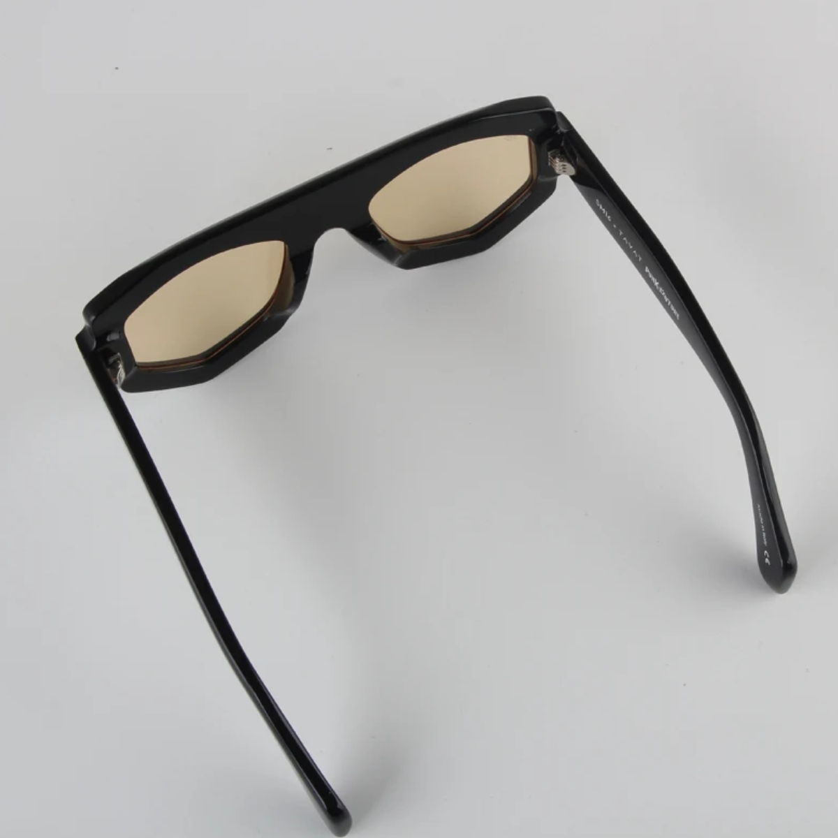 CoutureGrid Shades