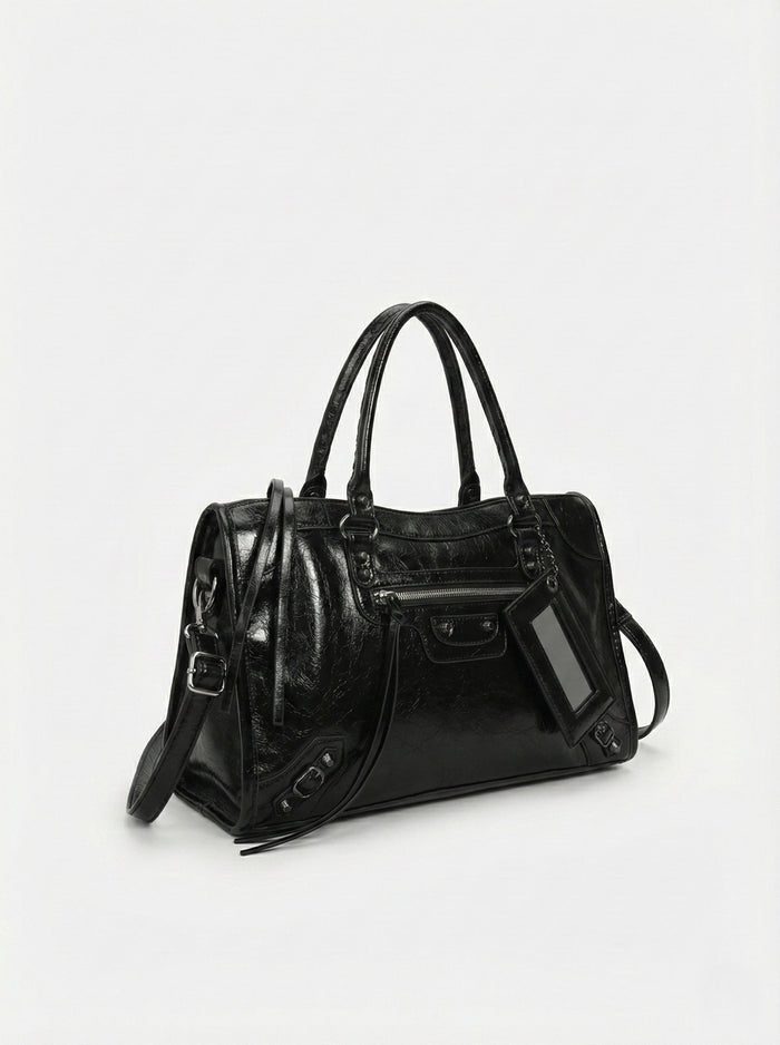 Carmela - Bolso Elegante con Interior Espacioso y Diseño Minimalista