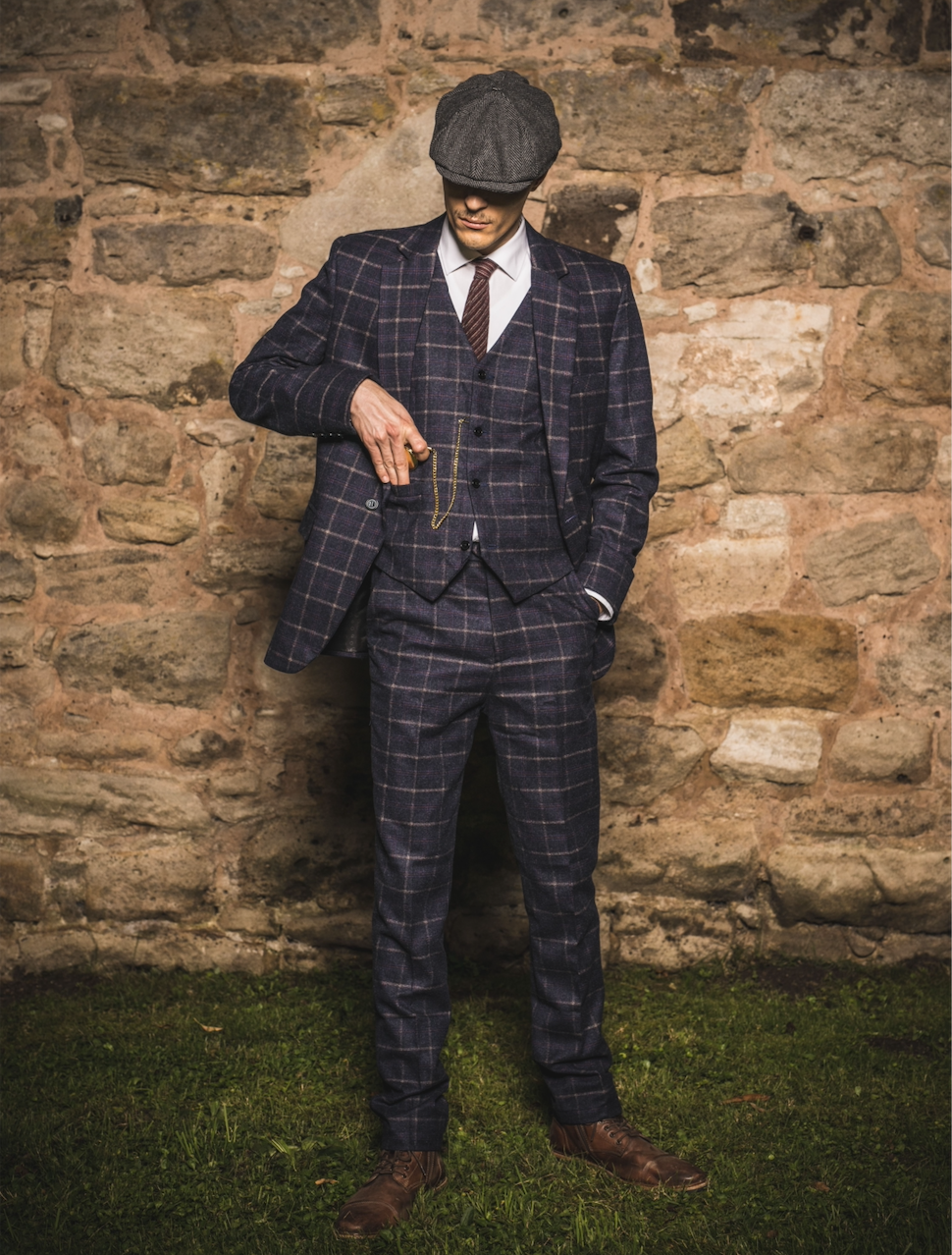 Traje de Tres Piezas Shelby