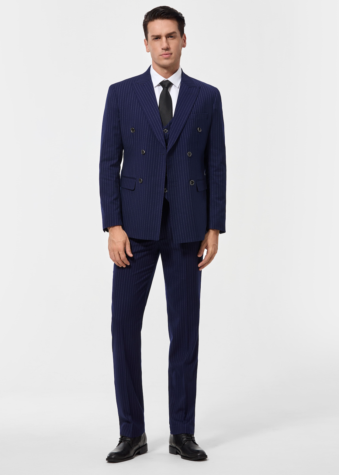 Traje de Tres Piezas Michael