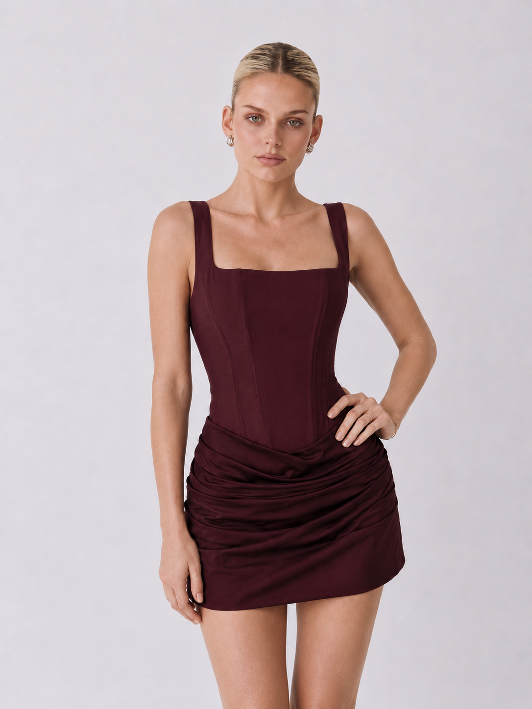 Sophie | Vestido corto con corsé drapeado