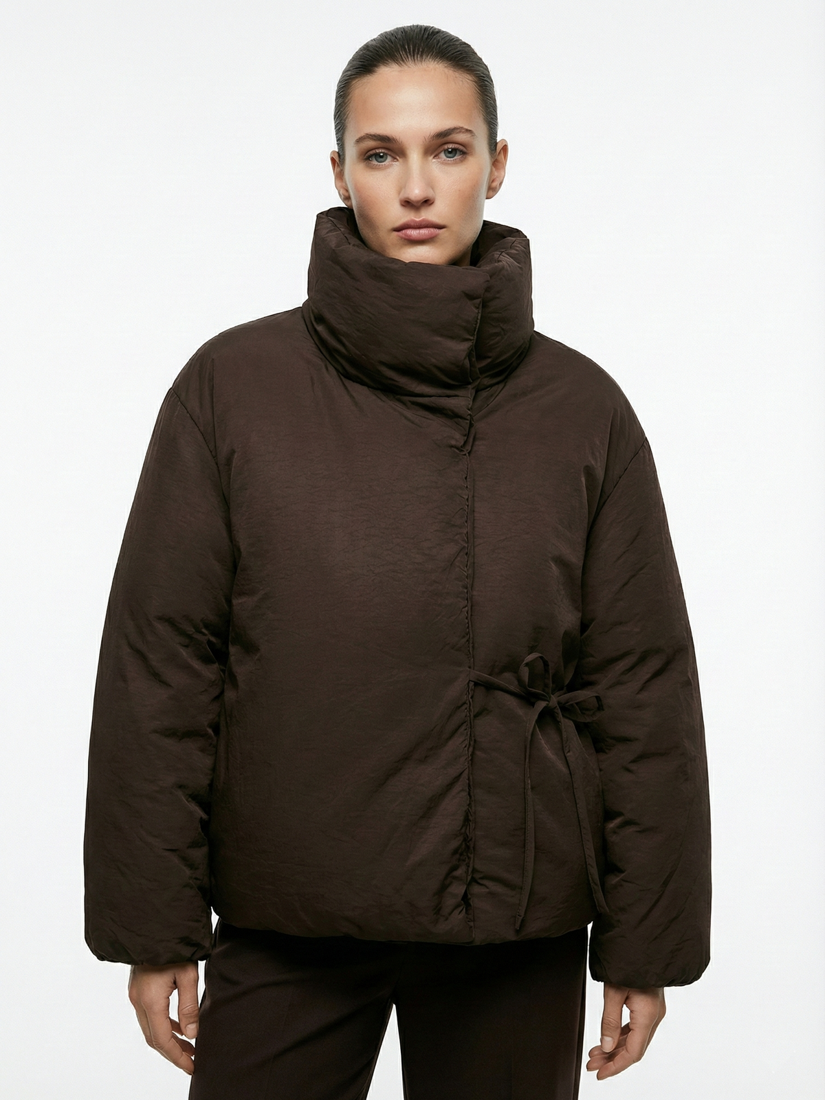 Lottie | Plumífero Cruzado Resistente al Viento e Impermeable