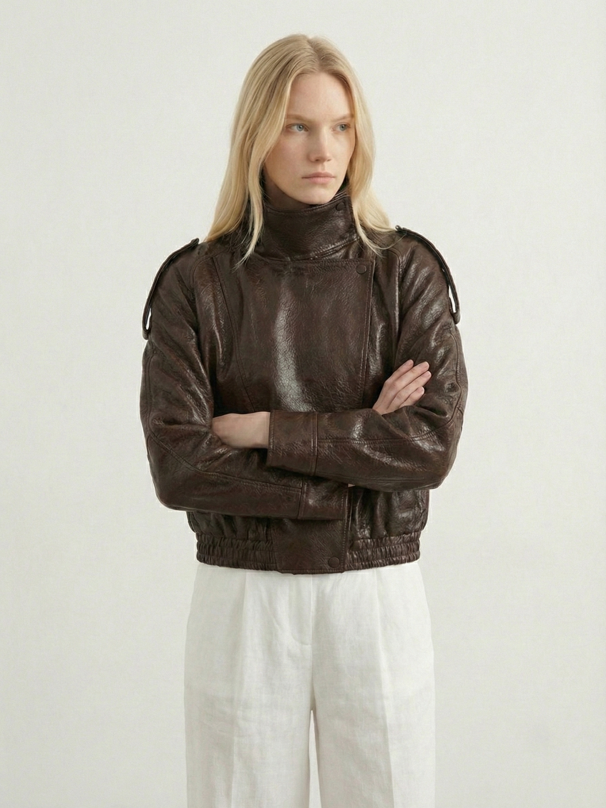 Felicia | Chaqueta oversize de cuello alto de imitación de piel