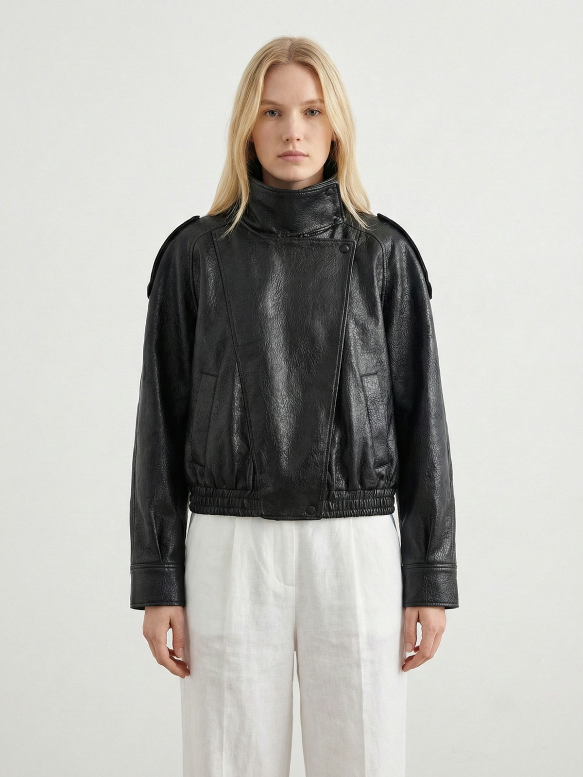 Felicia | Chaqueta oversize de cuello alto de imitación de piel