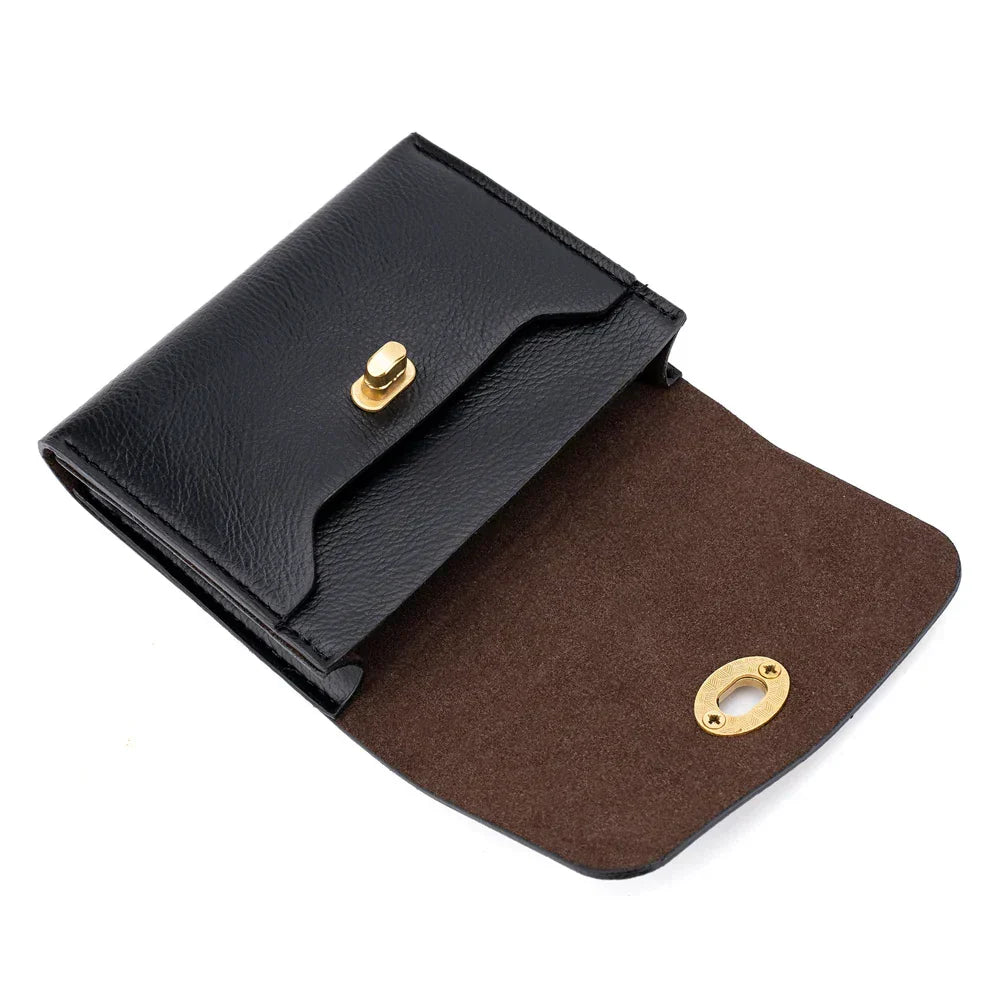 Billetera de mujer minimalista en marrón