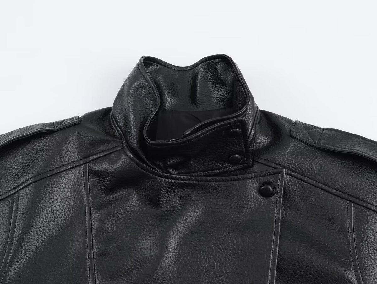 Felicia | Chaqueta oversize de cuello alto de imitación de piel