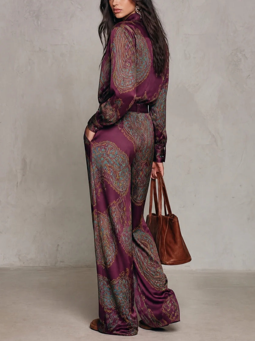 Glory | Chemise à manches longues à motif champignons et imprimé cachemire bordeaux, avec pantalon long en suédine